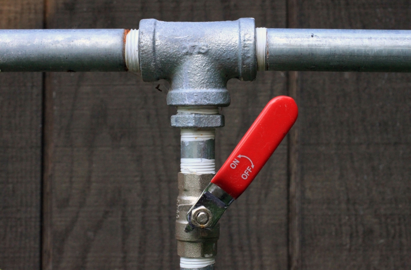 plombier-ST MARTIN D ENTRAUNES-min_water-open-house-bicycle-red-vehicle-611604-pxhere.com
